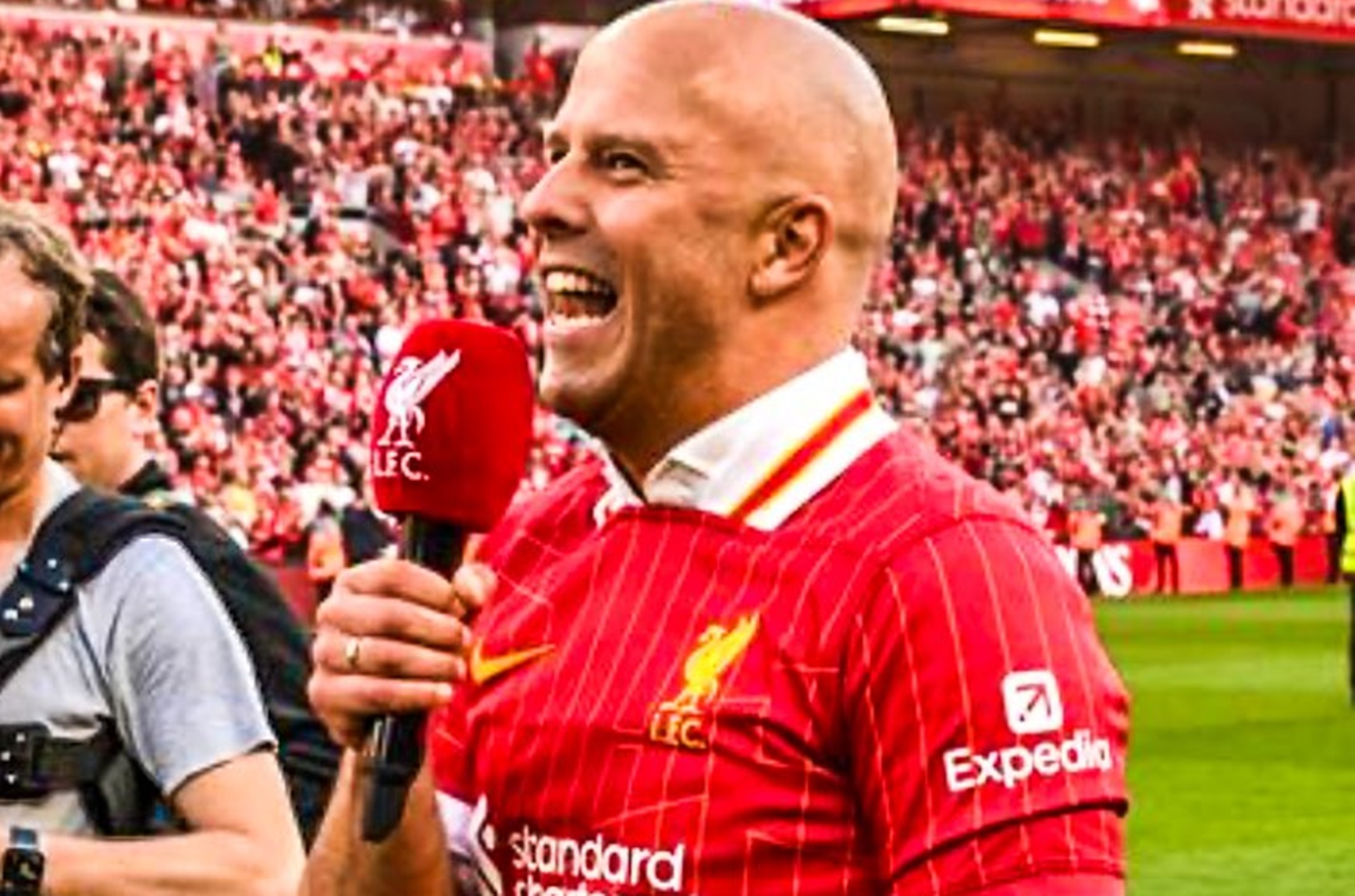 Άρνε Σλοτ σε οπαδούς της Λίβερπουλ: «Αφού σας άρεσε τόσο πολύ, έχει και του χρόνου πρωτάθλημα»