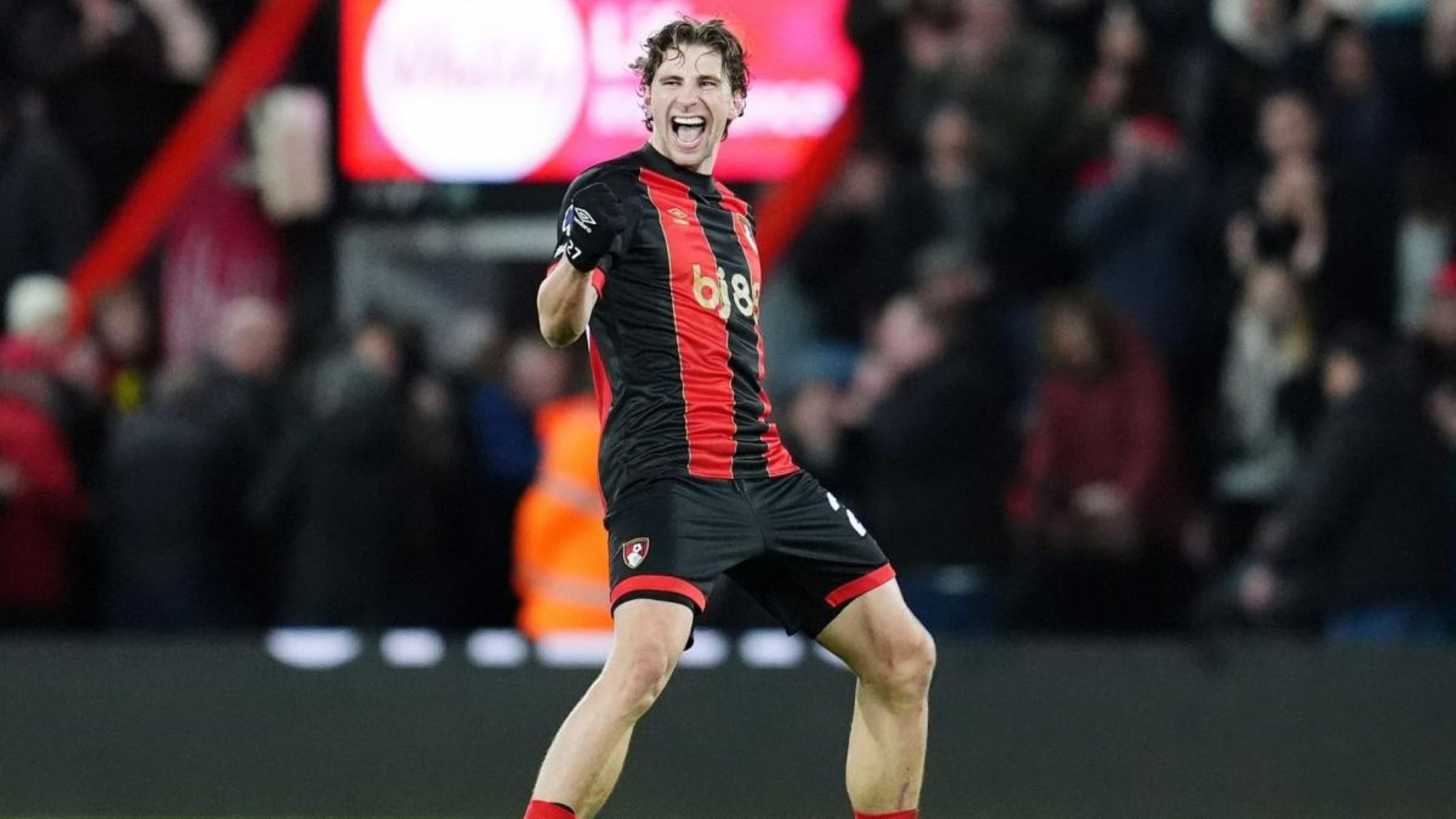 Τα σκάει χοντρά για στόπερ η Παρί Σεν Ζερμέν