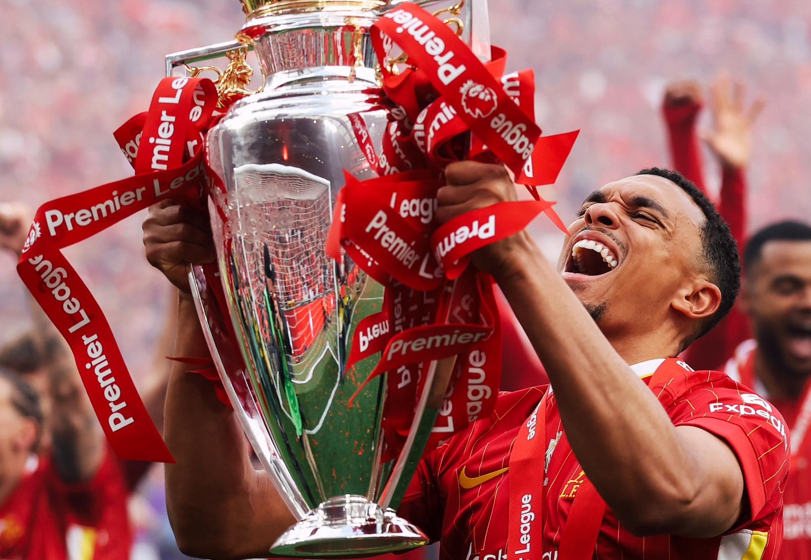 Ο Άρνολντ αποθέωσε όπως ποτέ ξανά τον Ράμος και εξόργισε τους φίλους της Λίβερπουλ!