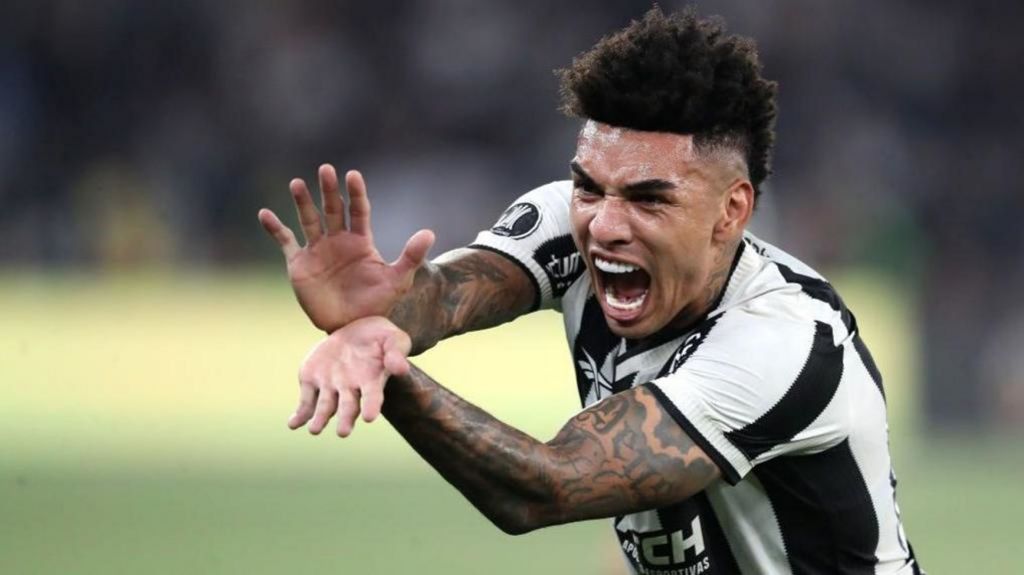 Η Νότιγχαμ Φόρεστ παίρνει τον καλύτερο παίκτη της Μποταφόγκο!