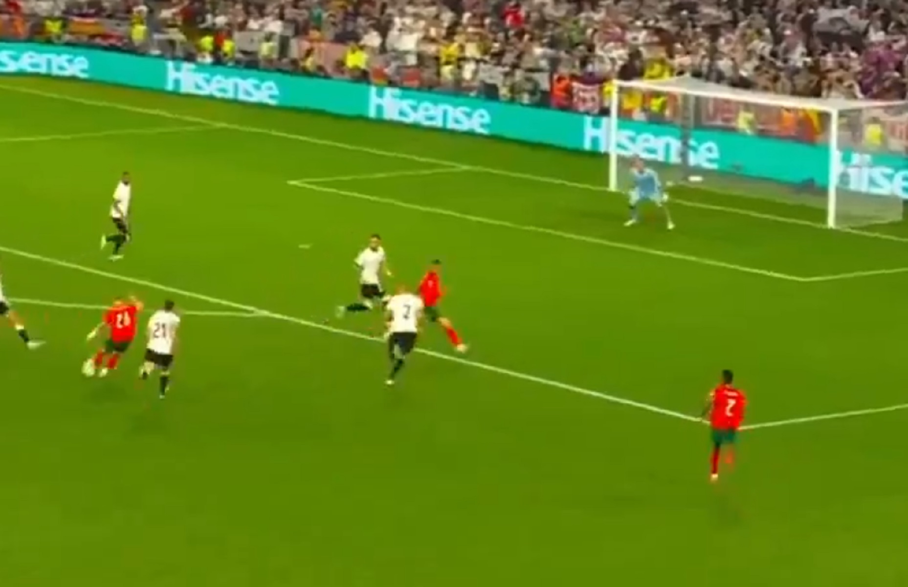 Καλός ο Κριστιάνο αλλά η γκολάρα του Κονσεϊσάο… άλλο πράγμα (vid)