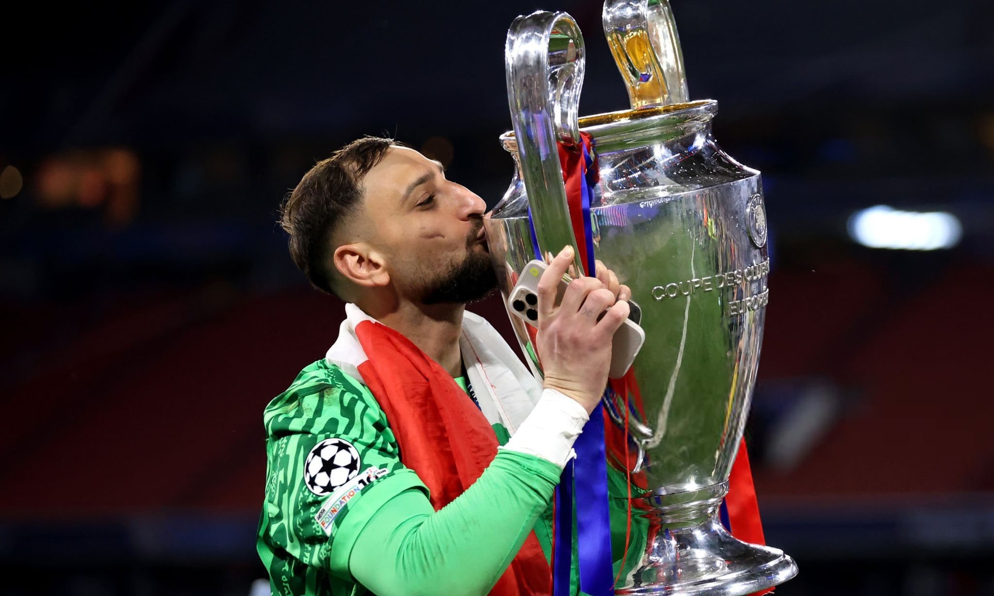 Παρί Σεν Ζερμέν: Με ποσό… ξεφτίλα πουλάει τον Ντοναρούμα!