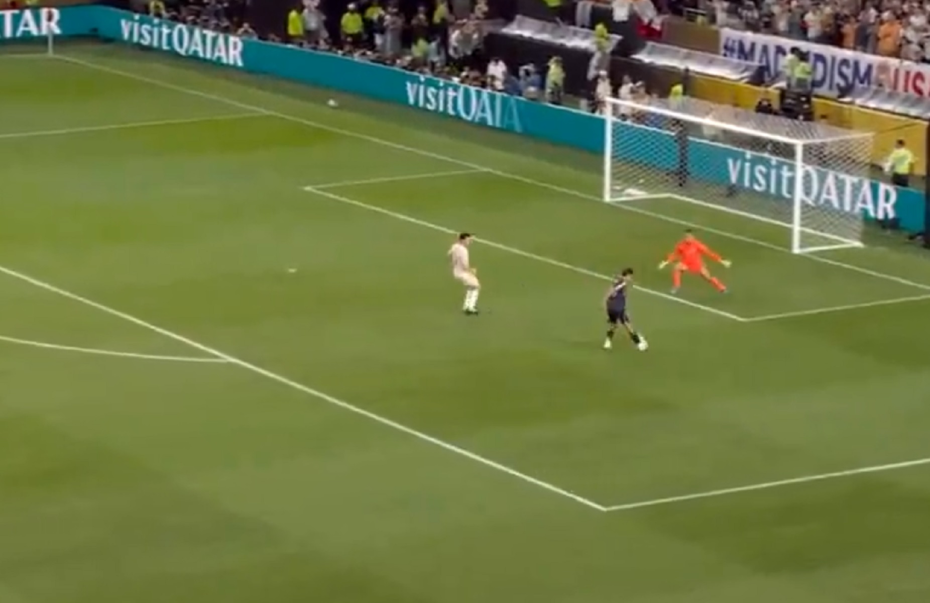 Κλασάτη γκολάρα του Γκονζάλο Γκαρσία – Η Ρεάλ Μαδρίτης βρήκε φορ… 15ετιας (vid)