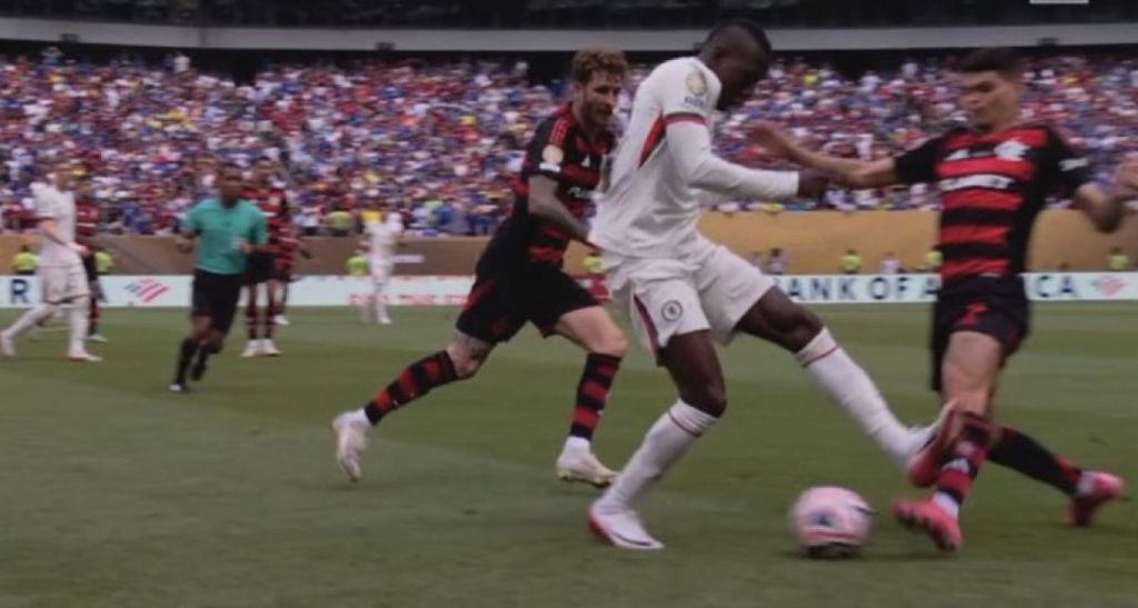 Τον «ΔΙΕΛΥΣΕ»  ο Τζάκσον – Κόκκινη κάρτα για την Τσέλσι