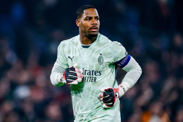 Μάικ Μενιάν Μίλαν