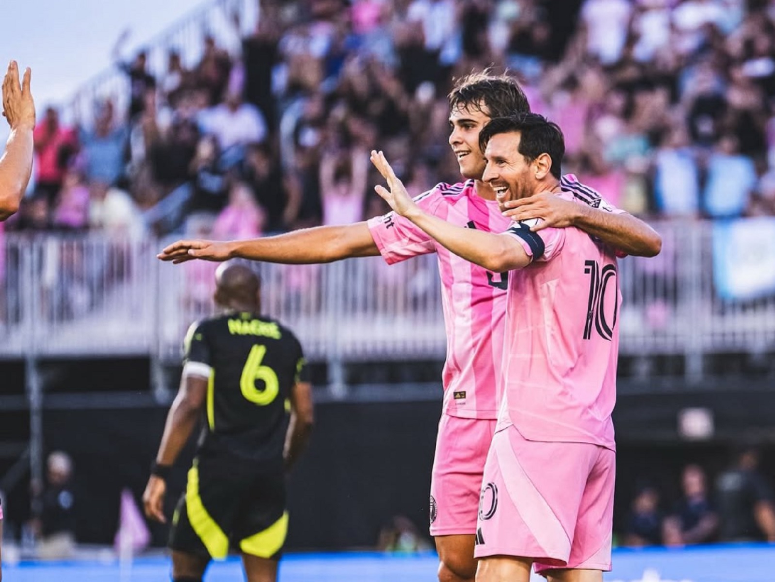 Νέο «δίμπαλο» του Μέσι στο MLS (vid)