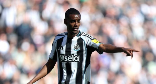 Άναψε φωτιές ο μάνατζερ του Ίσακ: «Ετοιμάζουμε το επόμενο βήμα του»