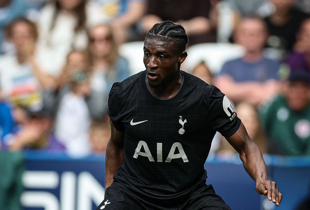 Τεχνική που θύμισε Ροναλντίνιο: Η ΤΡΕΛΗ κούρσα του Κούντους! (vid)