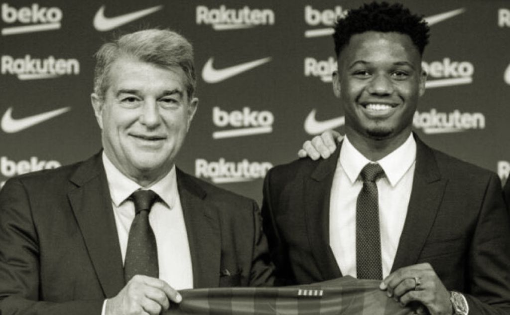 Μπαρτσελόνα: Η φανέλα με το νούμερο «10»