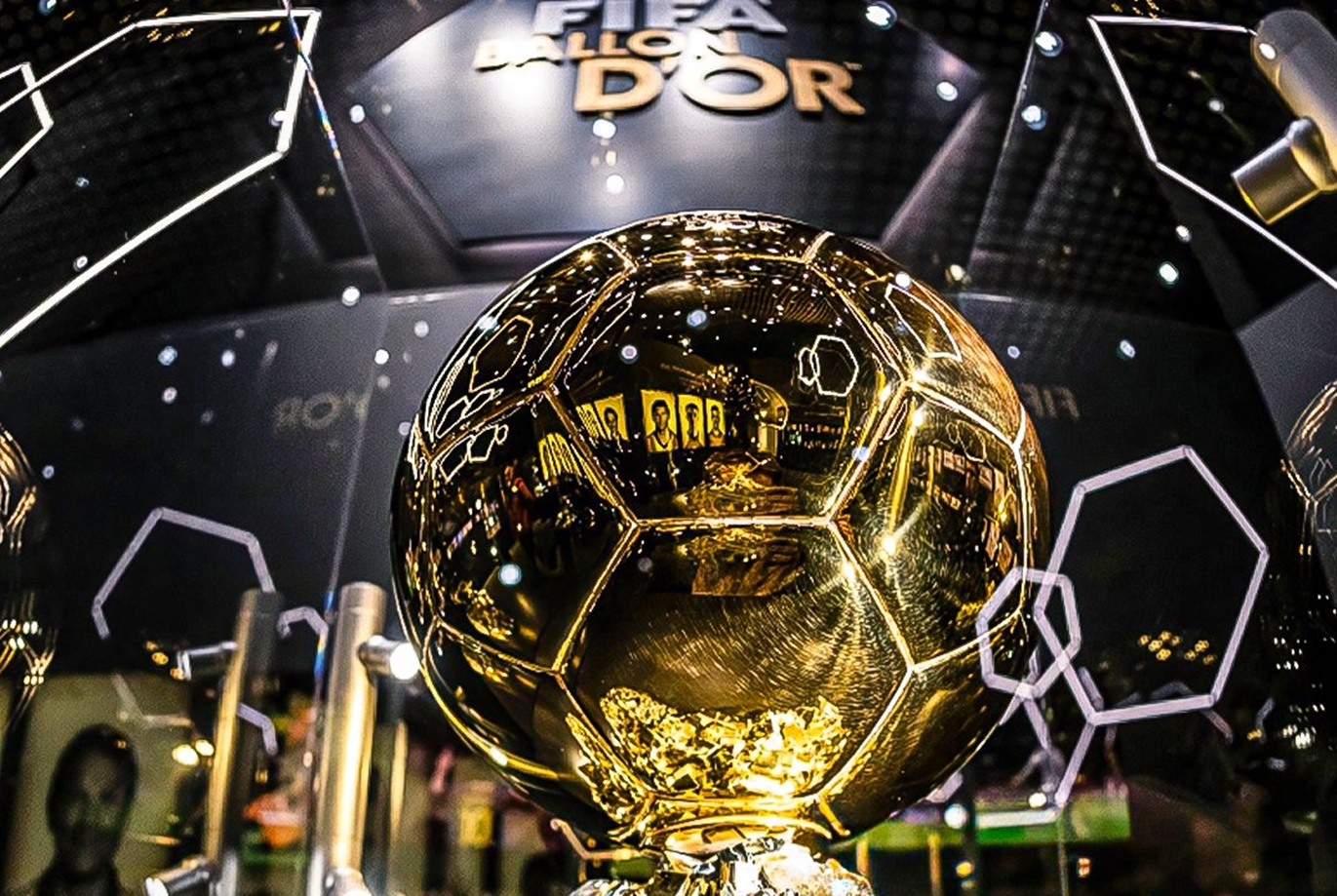 Χρυσή Μπάλα: Άλλαξαν τα δεδομένα μετά το Κύπελλο Συλλόγων!