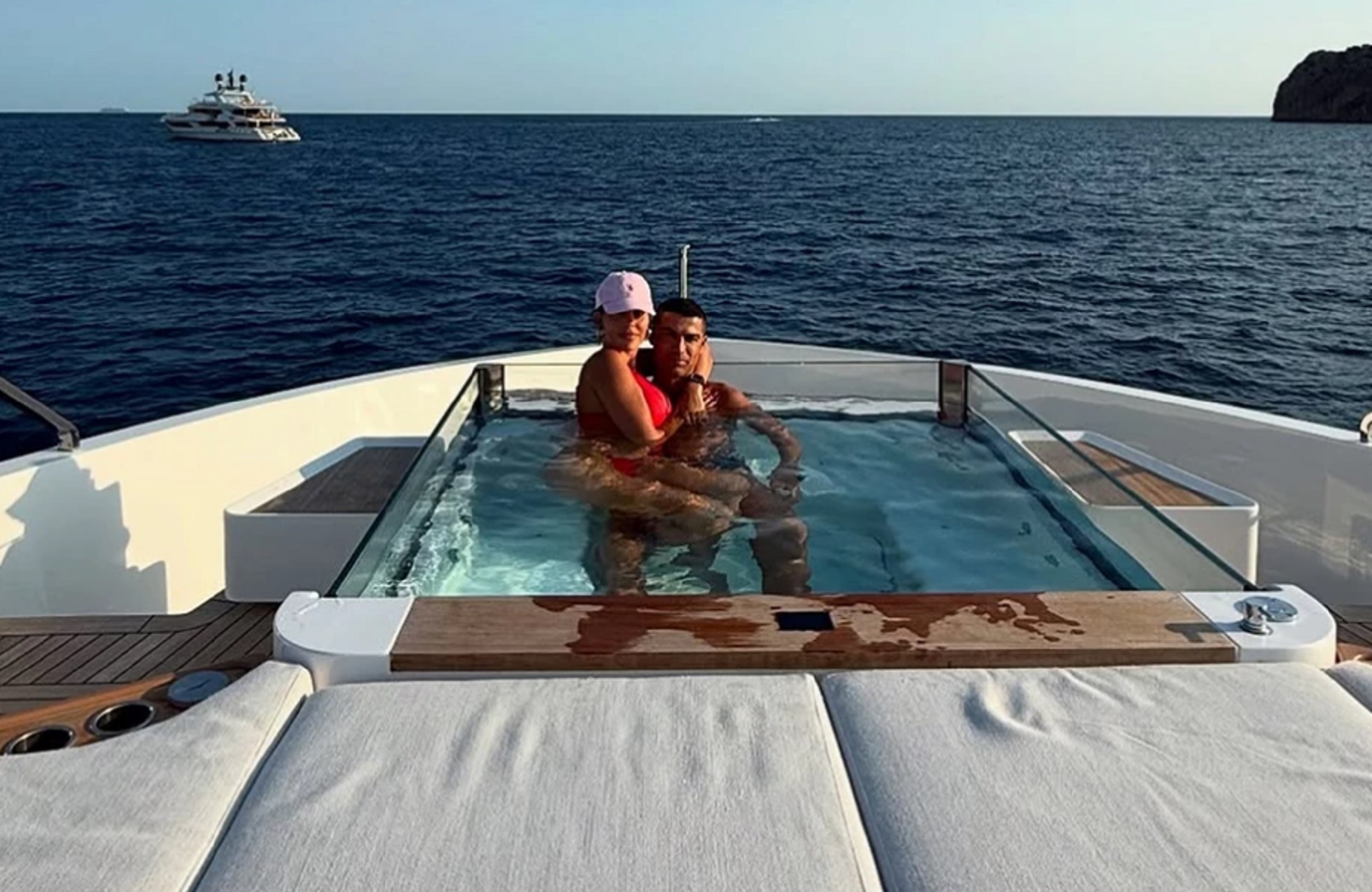 Στην Ελλάδα για διακοπές ο Κριστιάνο Ρονάλντο (pics)