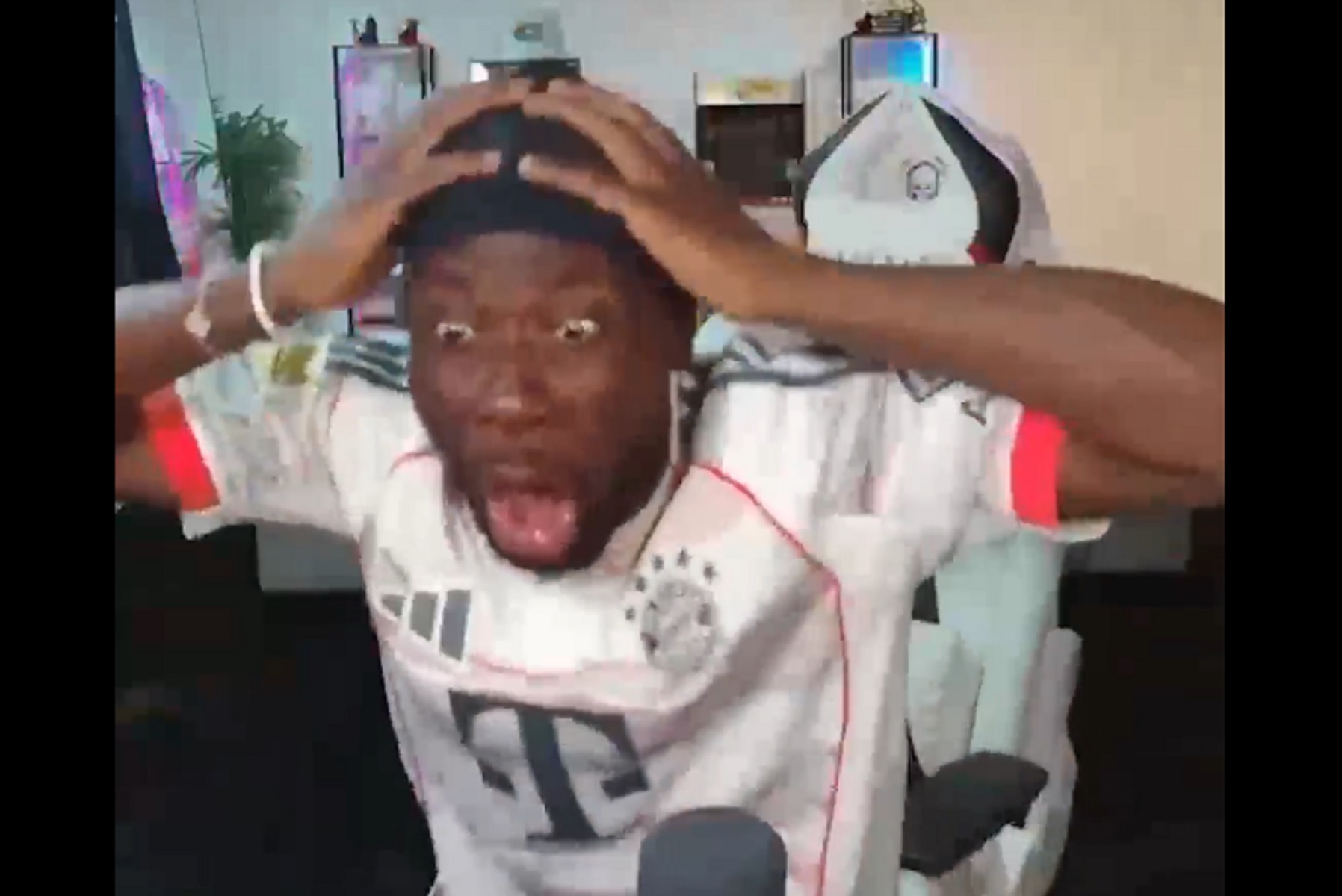 Τρελάθηκε ο Αλφόνσο Ντέιβις με τον σοκαριστικό τραυματισμό του Μουσιάλα (vid)