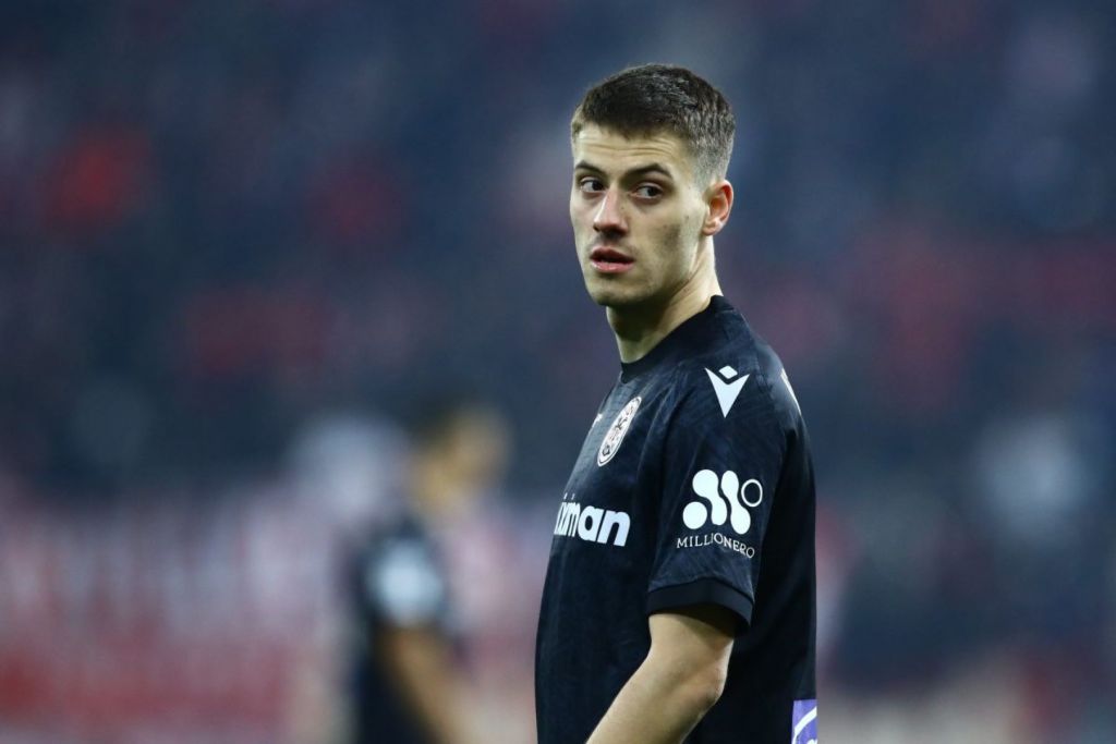 «Ο Κωνσταντέλιας θέλει μόνο Στουτγκάρδη, πιέζει τον ΠΑΟΚ για να φύγει»