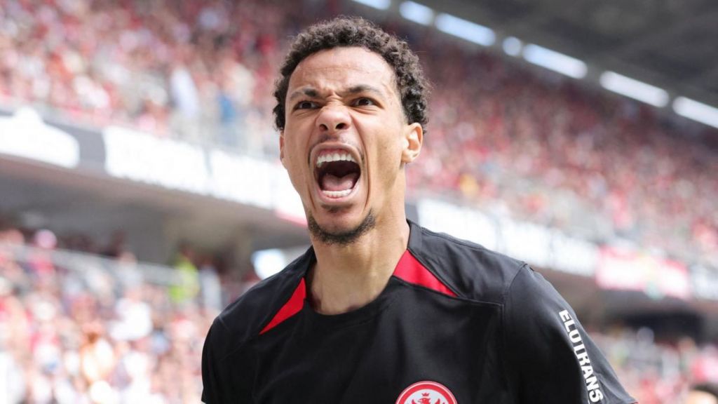 Τζιμπρίλ Σισέ για Εκιτικέ: «Η Λίβερπουλ βρήκε φορ με αυτοπεποίθηση»