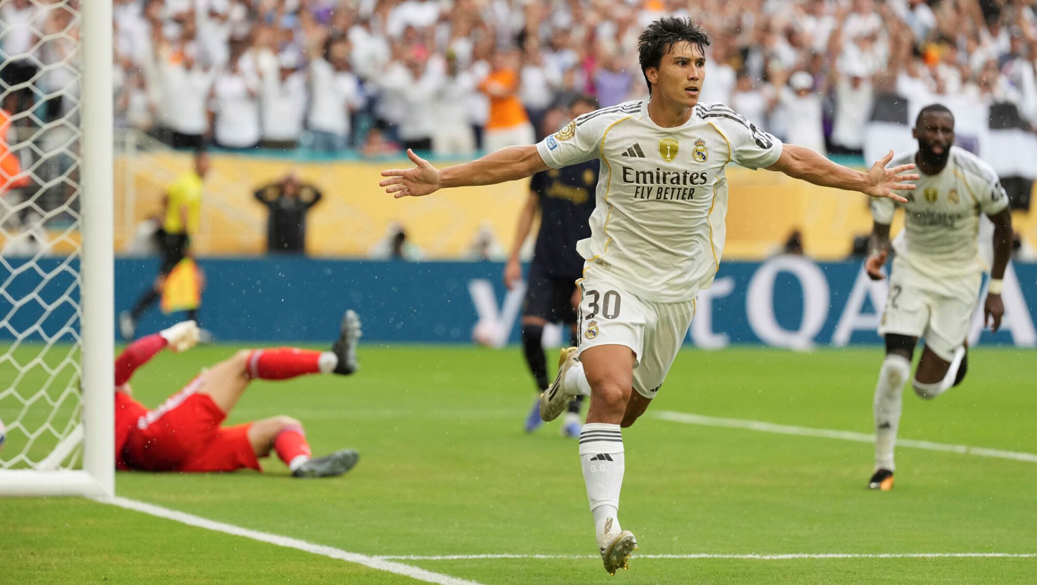 Ρεάλ Μαδρίτης: Η φανέλα με το «9» βρήκε κάτοχο-έκπληξη