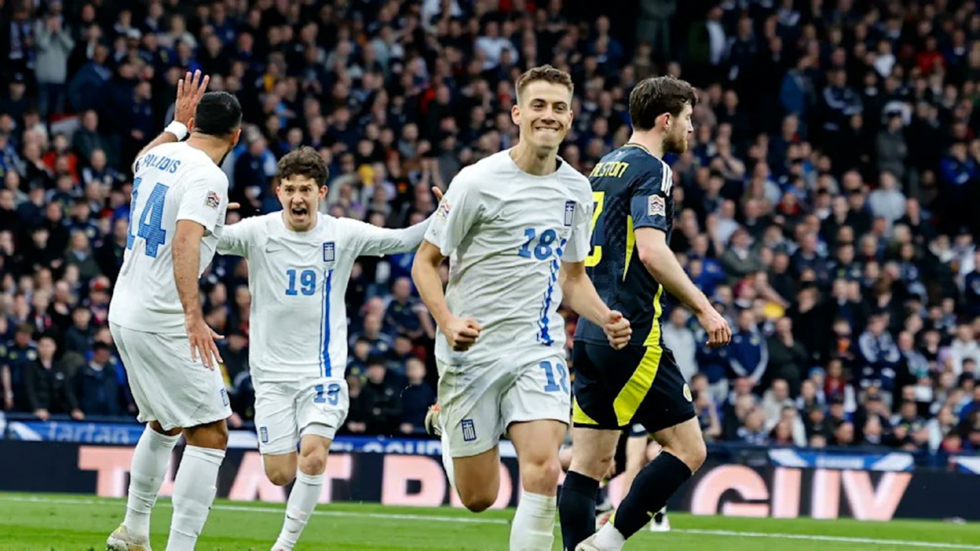 Έχει τρέλα μέσα στο μυαλό ο Κωνσταντέλιας και μένει στον ΠΑΟΚ!