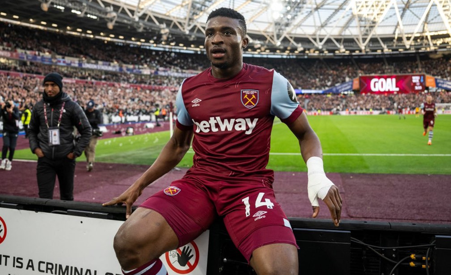 Σπουδαία μεταγραφή για την Τότεναμ: «Έκλεισε» τον Κούντους!