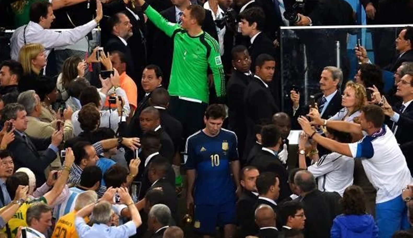 Ο εφιάλτης του Μέσι έγινε… χαμόγελο για τους Γερμανούς! (vid)