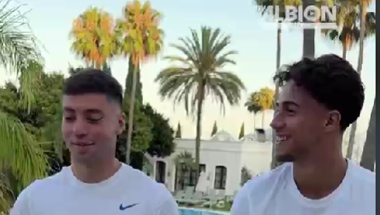 Τρελό γέλιο με Κωστούλα και Τζίμα σε βίντεο της Μπράιτον! (vid)