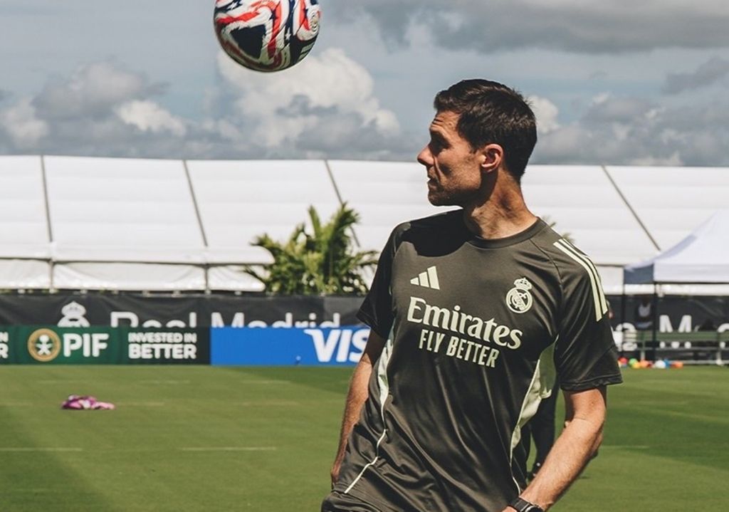 O Τσάμπι Αλόνσο ξεκίνησε να σηκώνει κούπες ως προπονητής της Ρεάλ Μαδρίτης (pic)