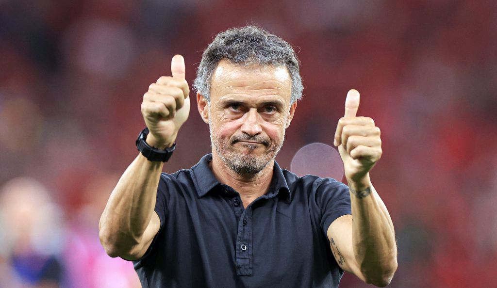 Λάμπει η Παρί με τα 4 αστέρια της: Όλοι μέσα για την κούπα! (pic)