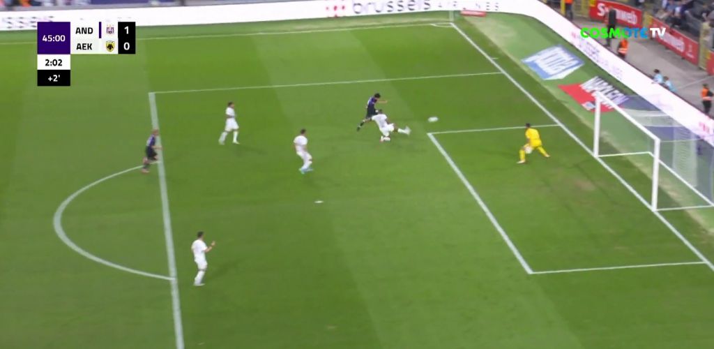 Κάποιος να… ξυπνήσει την άμυνα της ΑΕΚ: Απίθανη αδράνεια και παραλίγο το 2-0 από Άντερλεχτ! (vid)