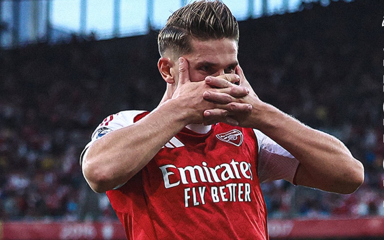 Άρσεναλ εναντίον Λιντς: 5-0 (Highlights)