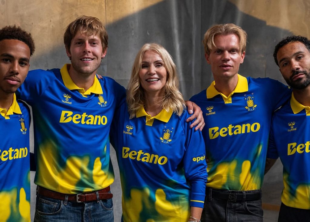 Ούτε από Premier League, ούτε από La Liga: Η Μπρόντμπι τους άφησε όλους… σέκους με τις φανέλες της! (pics)