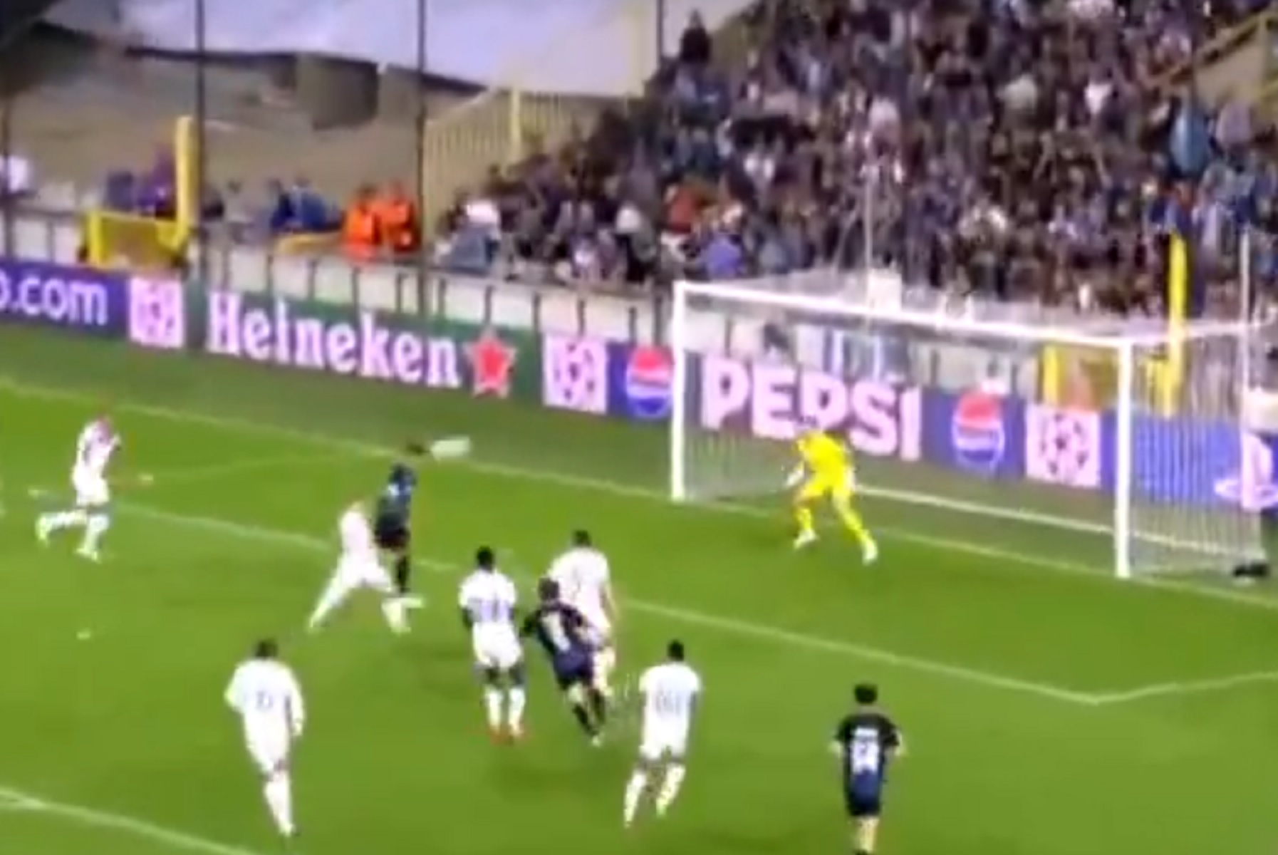 Κλαμπ Μπριζ και Τζόλης… ασελγούν στο πτώμα της Ρέιντζερς (vid)