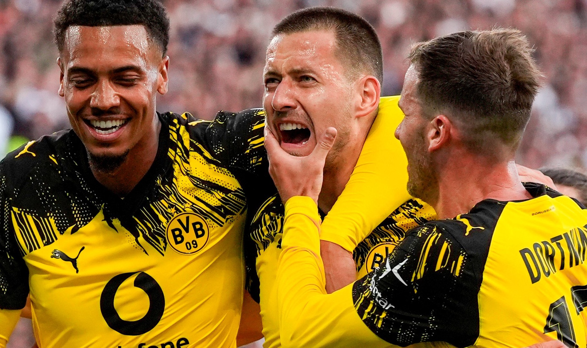 Ακατάλληλο για… λογικούς το πρώτο ματς της Ντόρτμουντ! (vid)