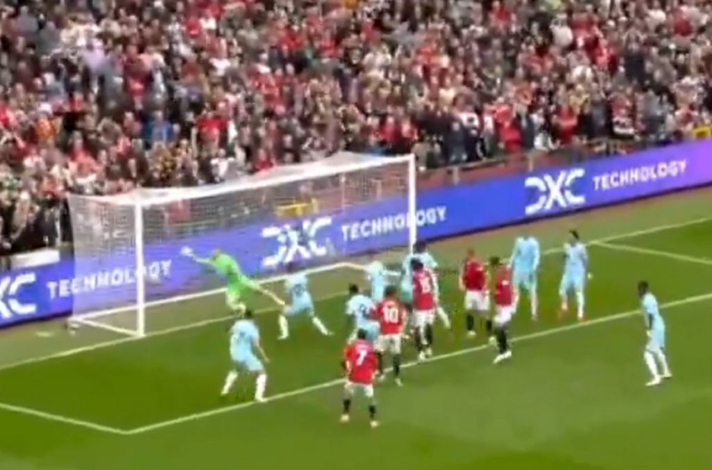 Η Γιουνάιτεντ… λατρεύει τα αυτογκόλ των αντιπάλων της (vid)