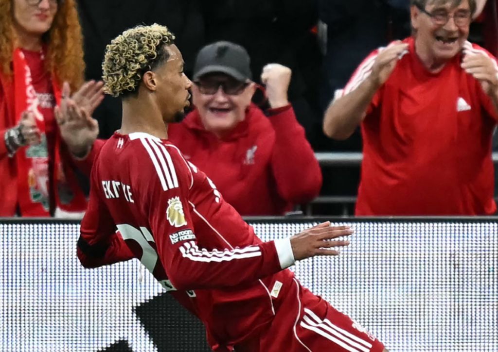 Ξεκίνησε να… γράφει ο Εκιτικέ – Το πρώτο της Λίβερπουλ στη φετινή Premier League (vid)