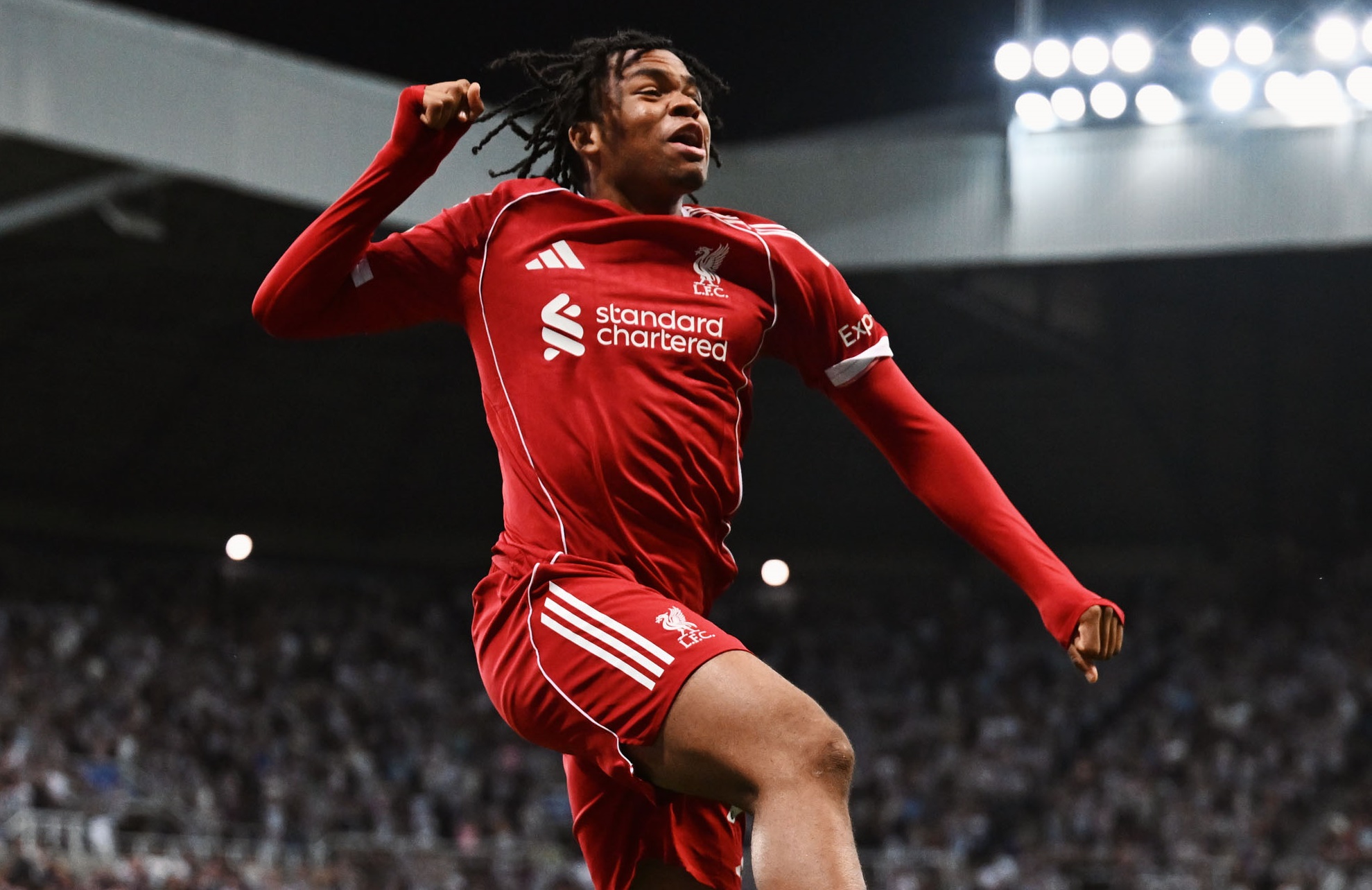 Νιούκαστλ εναντίον Λίβερπουλ: 2-3 (Highlights)