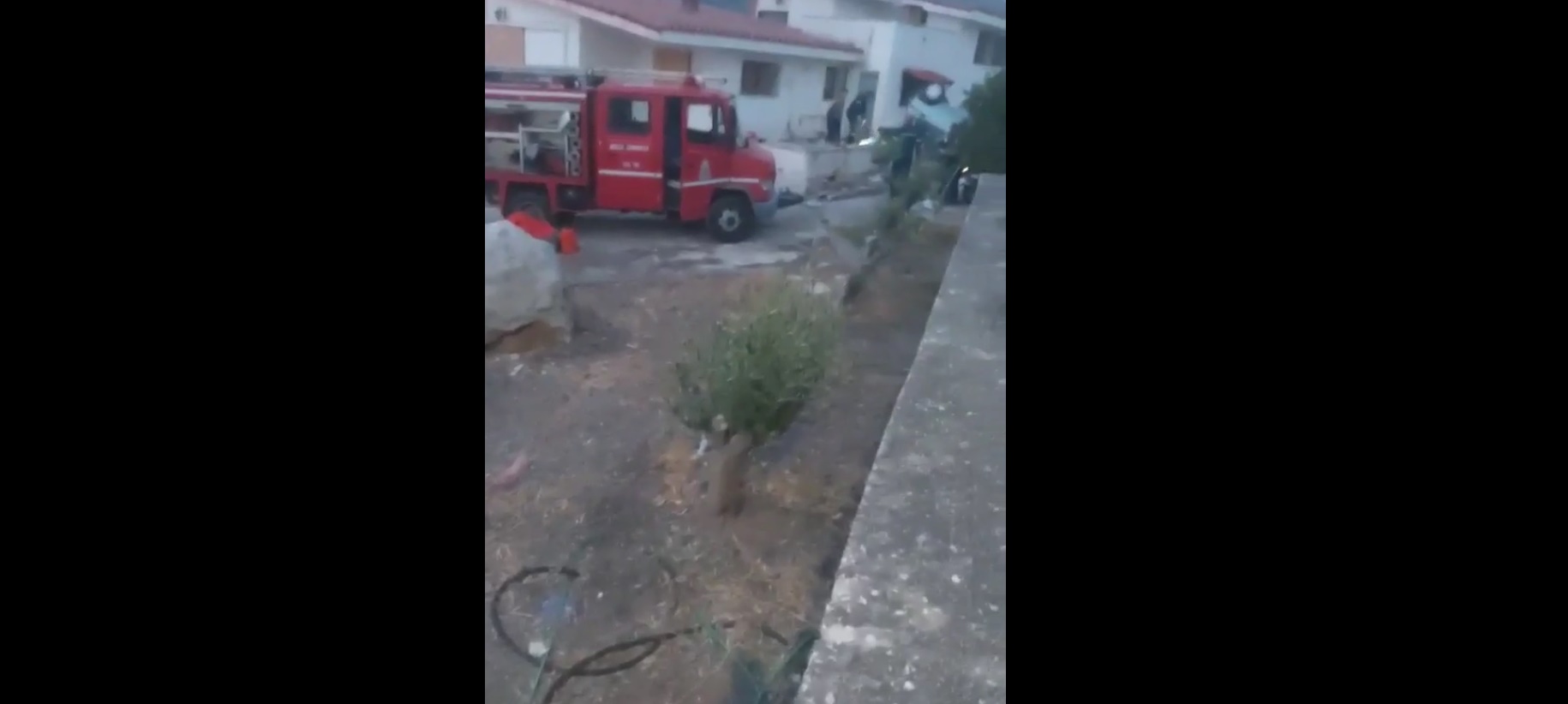 Τραγωδία στο Λουτράκι: Δύο νεκρές και μία τραυματίας σε τροχαίο (vid)