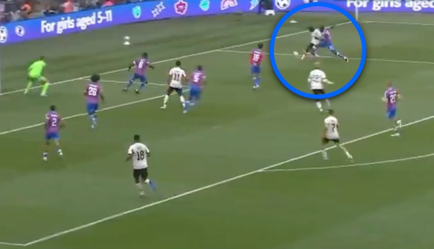 Λίβερπουλ: Το γκολ της χρονιάς ο Φριμπόνγκ – Σκέτη αλητεία, σκέτη μαγεία (vid)