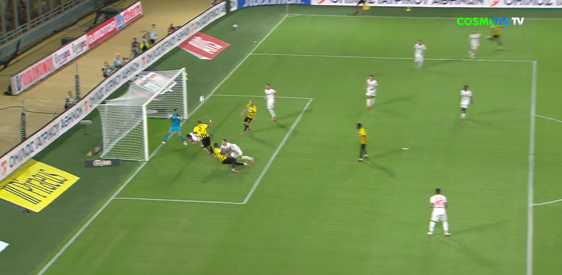 Κανείς σε ΟΛΗ την Ελλάδα δεν μπορεί να καταλάβει πως το έχασε αυτό ο Μουκουντί! (vid)