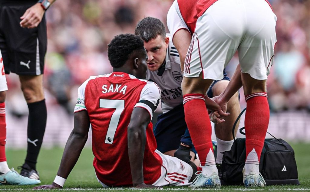 Ζημιά στην Άρσεναλ – Τραυματίστηκε ο Σάκα και χάνει… Λίβερπουλ