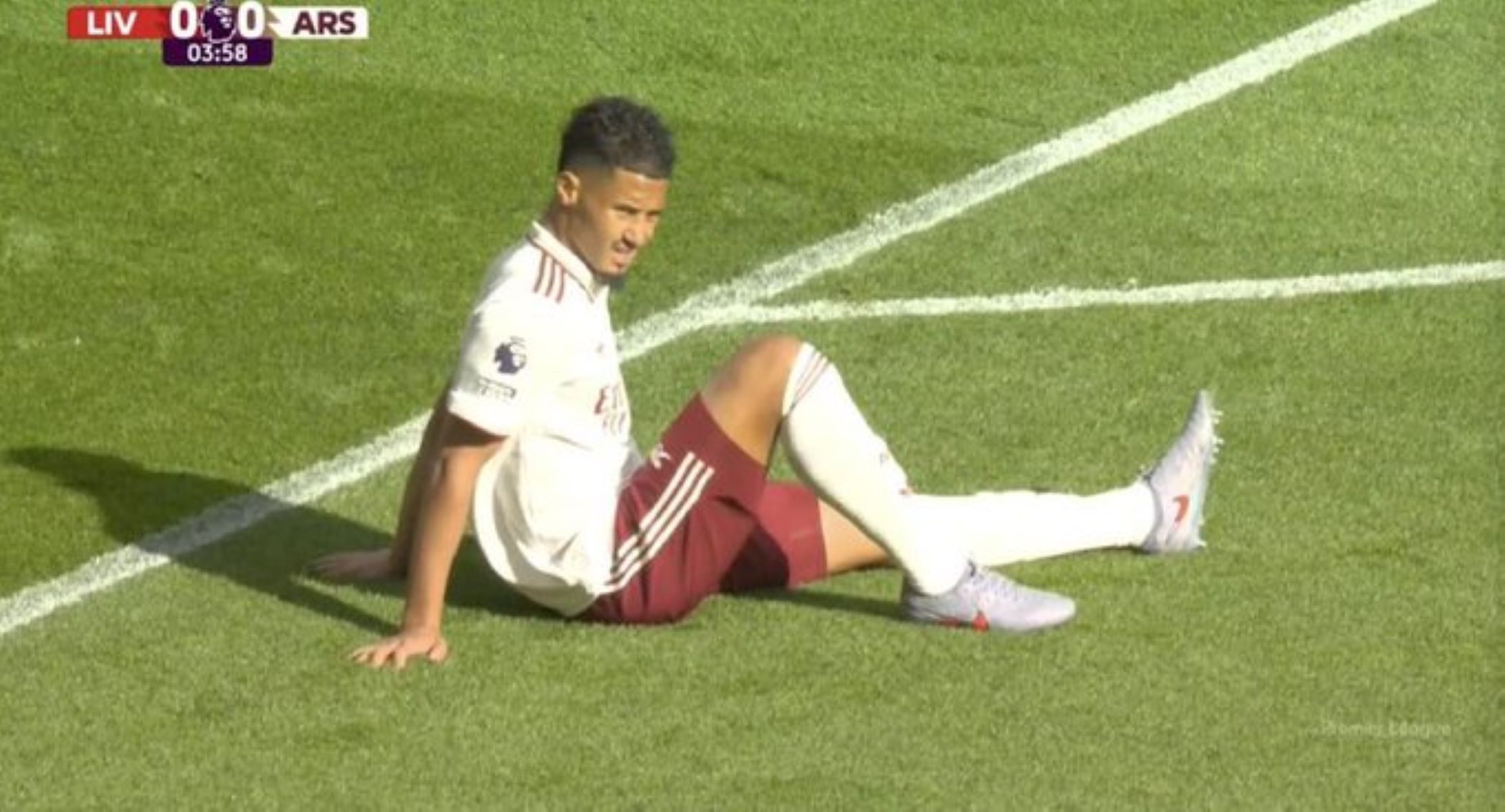 Λίβερπουλ – Άρσεναλ: Πρόβλημα με Σαλιμπά που βγήκε αλλαγή στο 5′! (vid)