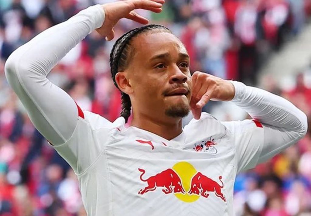 Ολοκλήρωσε μεγάλη κίνηση η Τότεναμ: Πήρε τον Σίμονς!