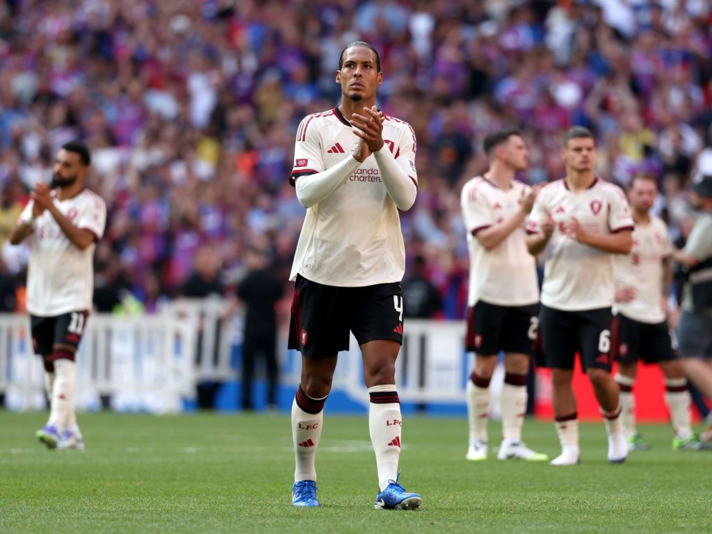 O Φαν Ντάικ αποκάλυψε στους δημοσιογράφους την επόμενη μεταγραφή της Λίβερπουλ