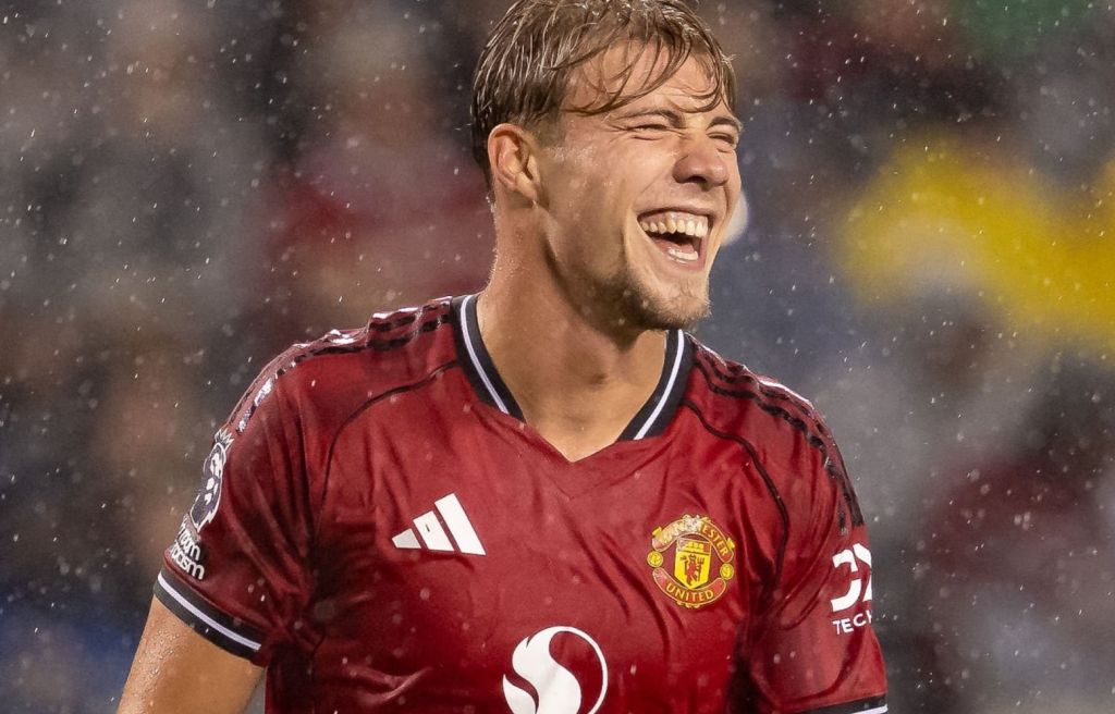 Μάντσεστερ Γιουνάιτεντ: Μην χαλάτε την… ουρά για τον Χόιλουντ – Αυτές οι ομάδες τον θέλουν!