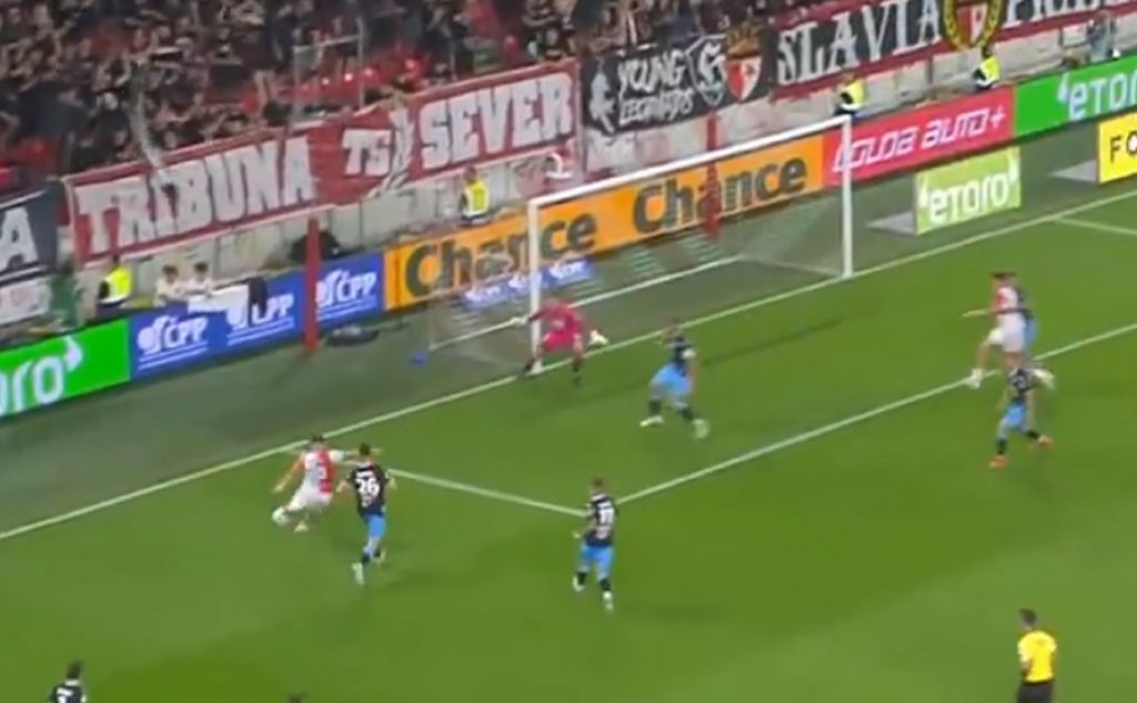 Το όμορφο «τεμάχιο» του Ζαφείρη στο Σλάβια Πράγας – Τέπλιτσε (vid)