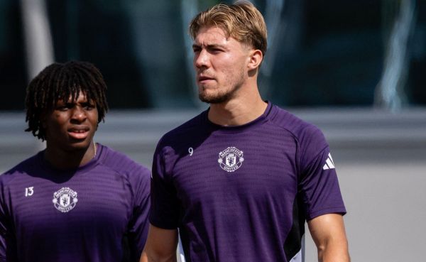 Μάντσεστερ Γιουνάιτεντ: Η αποχώρηση του Χόιλουντ... σόκαρε έναν παίκτη της!