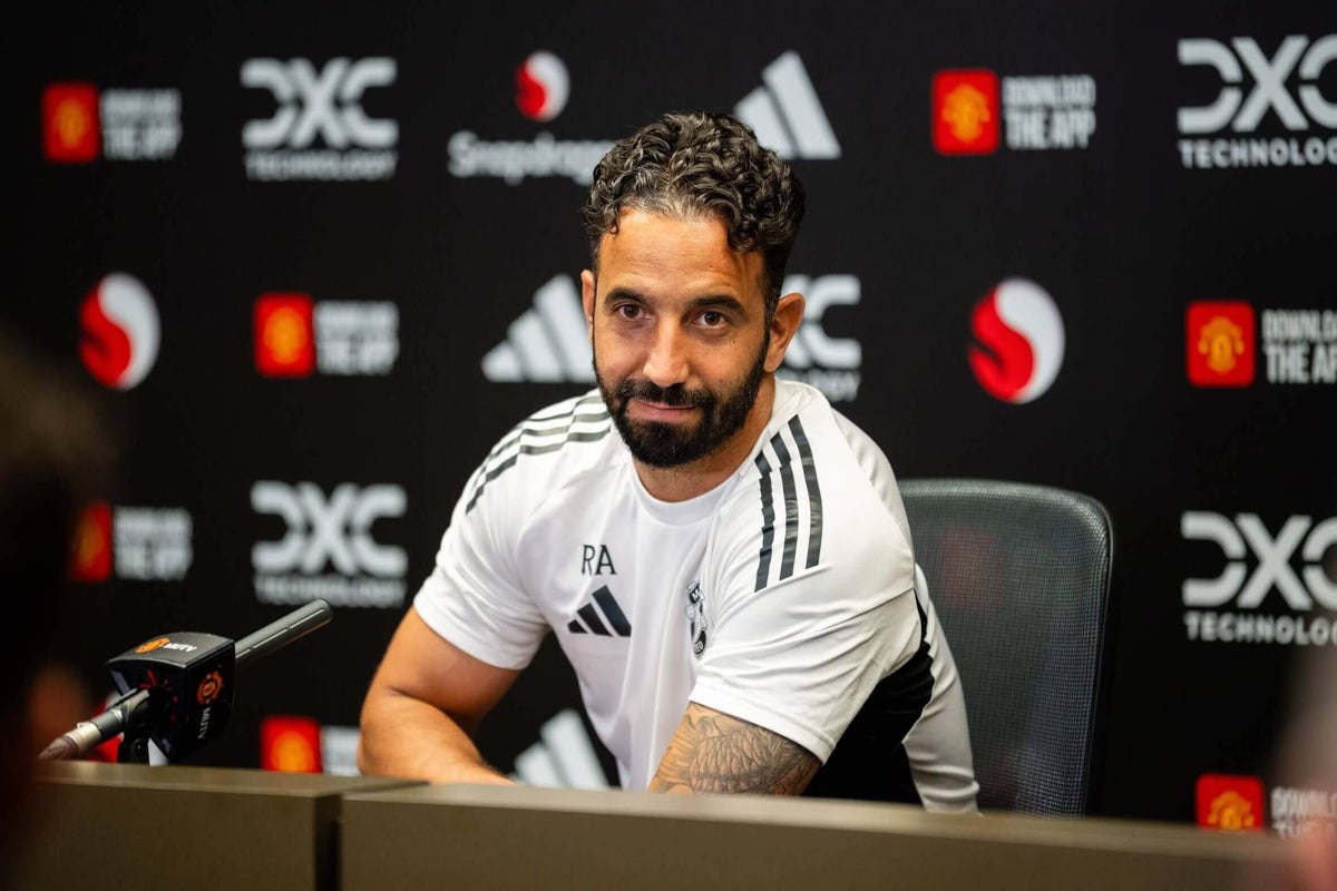 Ο Αμορίμ τρολάρει και τον εαυτό του: «Ούτε εγώ δεν ξέρω τι θα κάνουμε στον αγώνα»