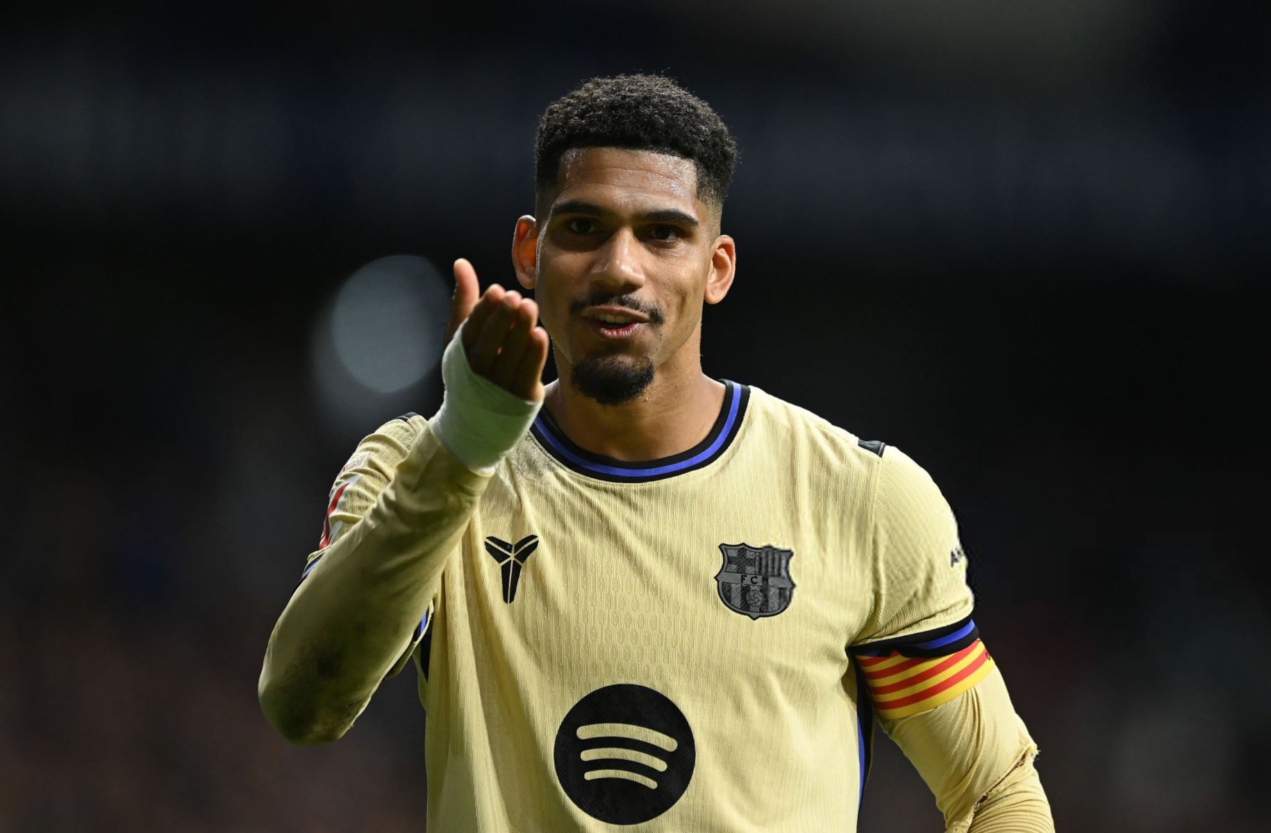 Ρόναλντ Αραούχο: Διεκδικεί αυτό που – πραγματικά – του αναλογεί