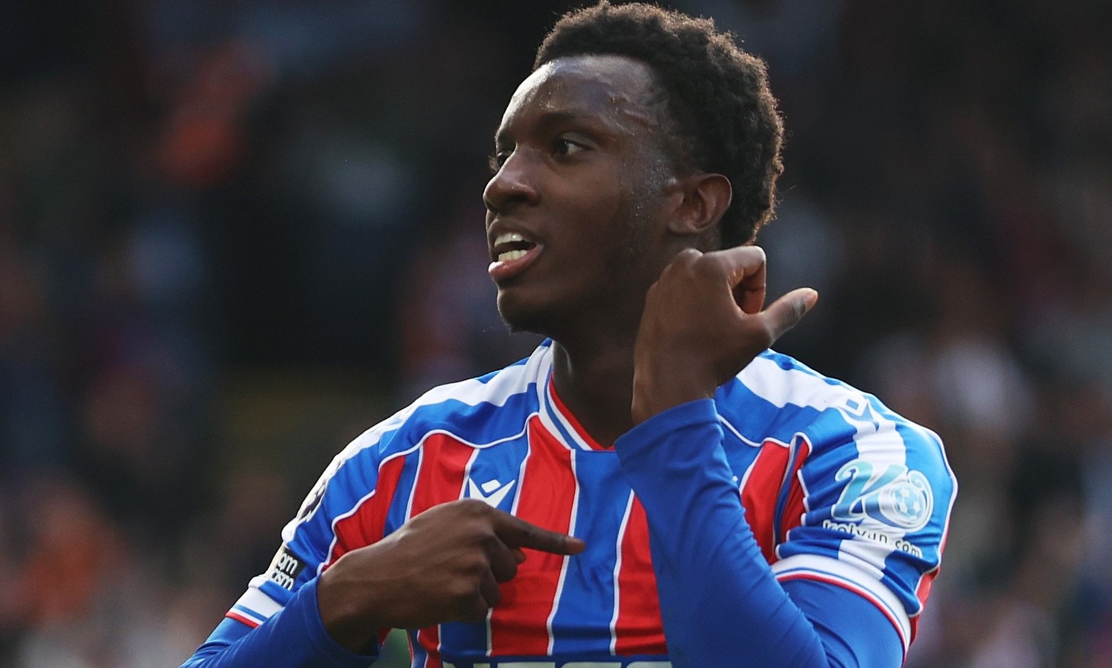 Πρώην παίκτης της Άρσεναλ εξομολογείται: «Με πήραν τηλέφωνο για να… σκοτώσω τη Λίβερπουλ»