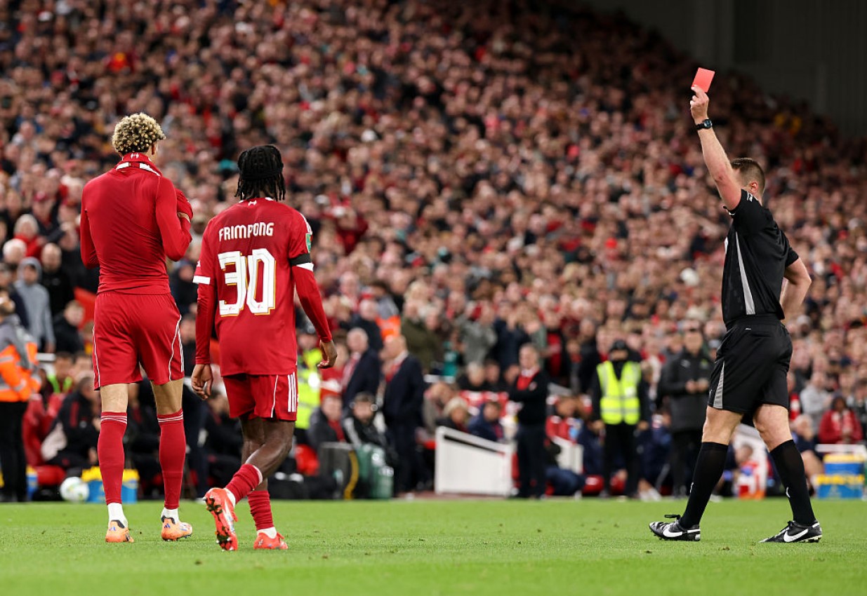 Λίβερπουλ: Ετοιμάζει «φρικτή» τιμωρία στον Εκιτικέ – Πληρώνει την ανοησία του