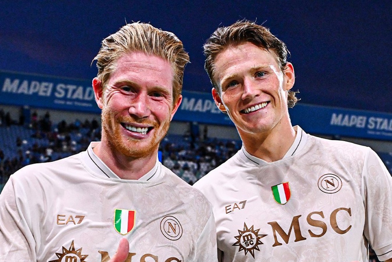 Γιουνάιτεντ δες τι έχασες – Ο Χόιλουντ βγάζει «φωτιές» στη Νάπολι (vid)