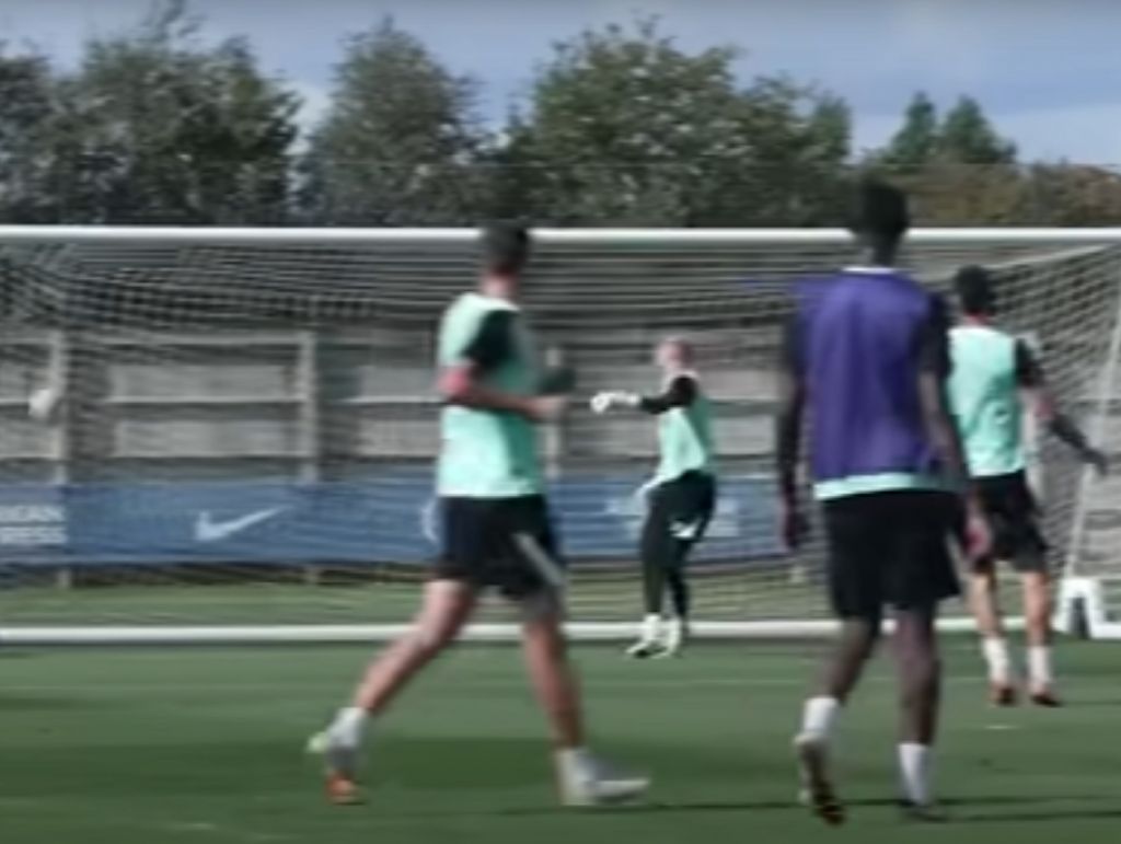 Κωστούλας: Η μαγική γκολάρα του στην προπόνηση της Μπράιτον (vid)