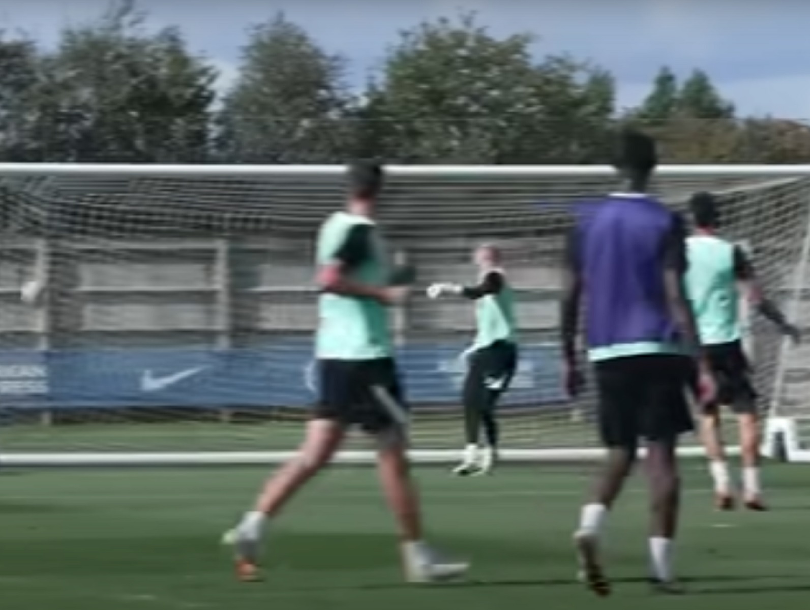 Κωστούλας: Η μαγική γκολάρα του στην προπόνηση της Μπράιτον (vid)